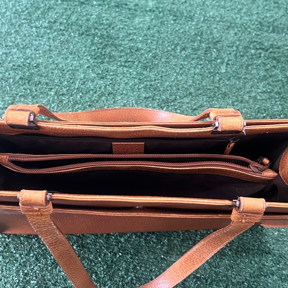 Gucci Vintage Computer Bag - image 4